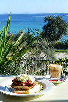 Manta Ray Bistro At Stradbroke Island Beach Hotel - Bet 4u 5