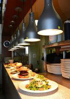 Manta Ray Bistro At Stradbroke Island Beach Hotel - Bet 4u 6