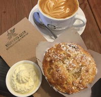 Murray's Cafe Licensed Expresso Bar - Click Find