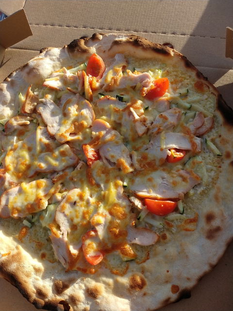 Straddie Wood Fired Pizza - Bet 4u 2