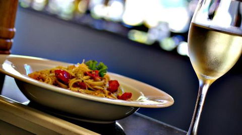 Gourmandize Restaurant - Bridge Guide 0