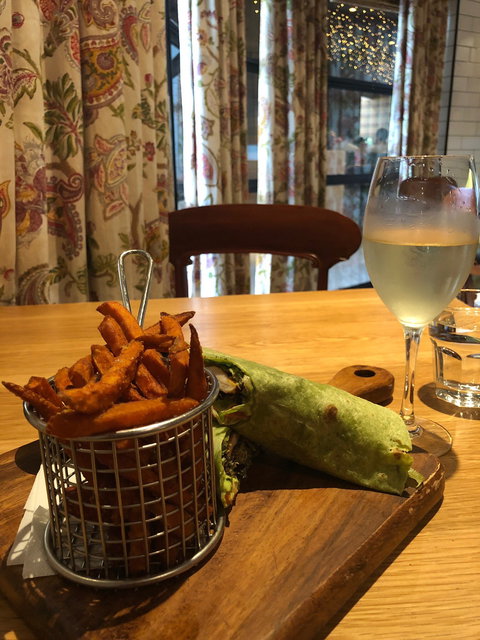 Pig N Whistle Indooroopilly - Bridge Guide 1