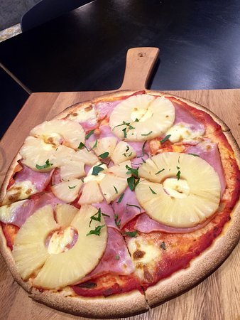 Rozzi's Italian Canteen - Click Find 0