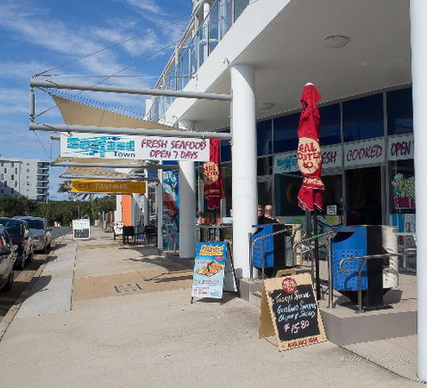 Seafood Town - Bridge Guide 0