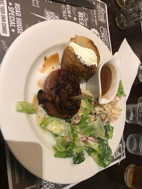 Roadhouse Grill - Lawyer Find 6