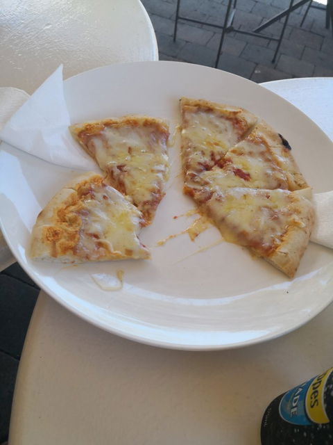Cafe Kuranda - Click Find 5