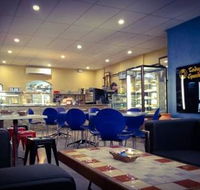 Cafe Piazza - Click Find