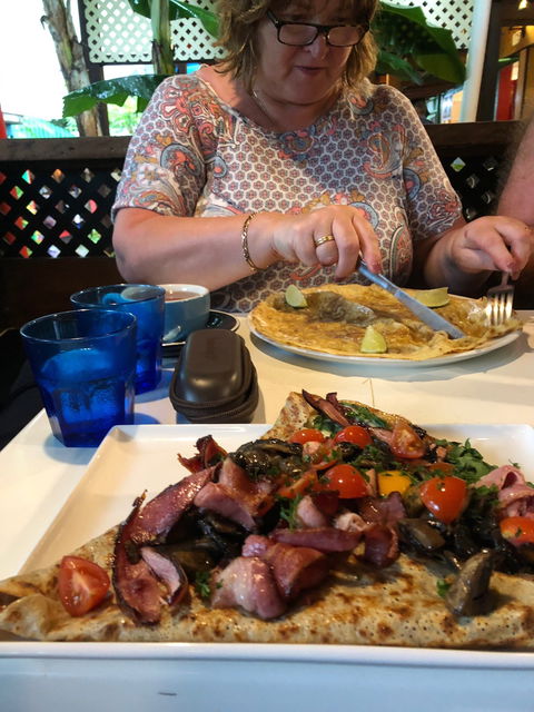Petit Cafe Kuranda - Click Find 4