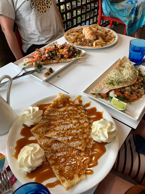 Petit Cafe Kuranda - Click Find 5