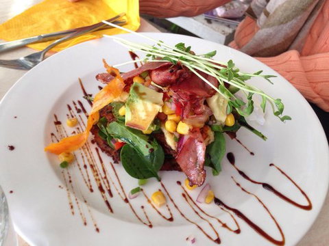 Warwick Gardens Galore - Bet 4u 0