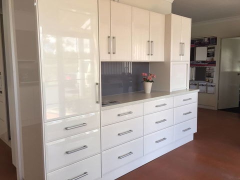 Steinhardt’s Kitchens & Joinery - Lavinia 0