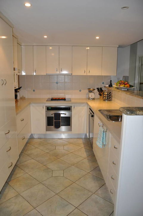 Jade Cabinets - Click Find 2