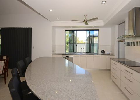 Classique Kitchen Designs - Lavinia 14