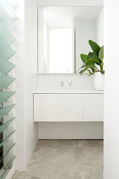 Solid Kitchens `n’ Cabinets - Bet 4u 5