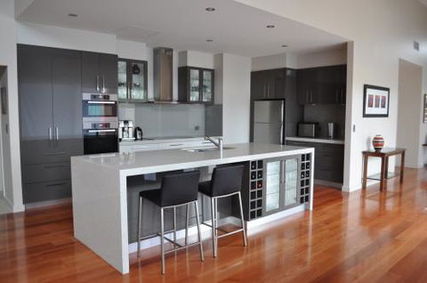 CDCM Kitchens & Bathrooms - Click Find 1