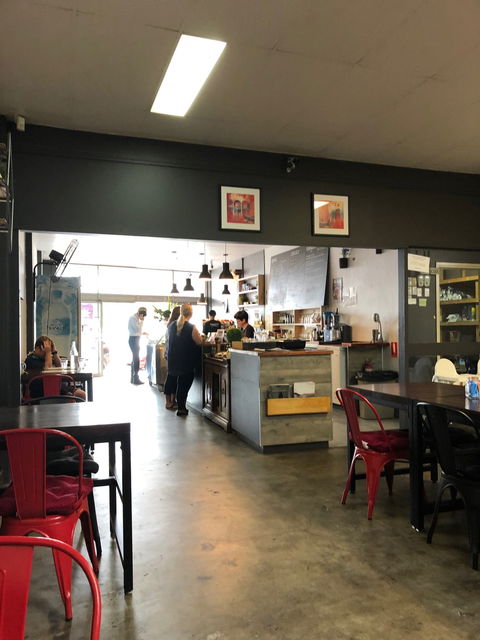 Beaudesert Cafe & Mangiamo Italian Restaurant - Click Find 3