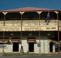 Cooktown Hotel - Bet 4u