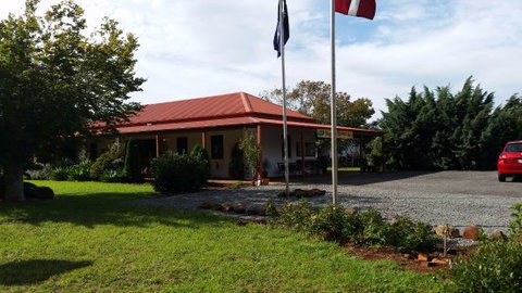 Danish Flower Art Gourmet Cafe - Bet 4u 0