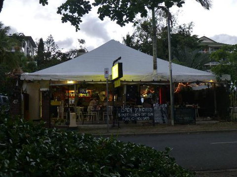 Fratelli On Trinity - Bridge Guide 0