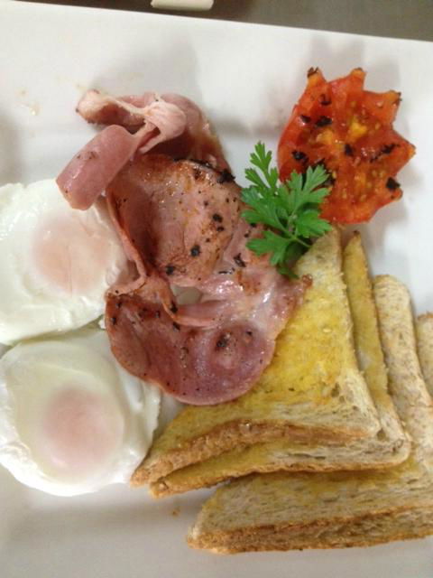Harry's Cafe - Click Find 2