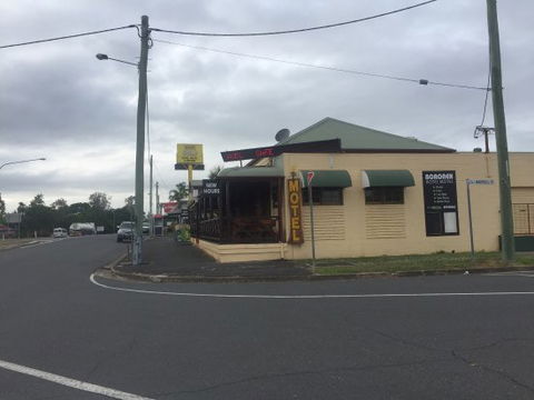 Bororen Hotel Restaurant - Lawyer Find 0