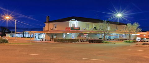 Grand Old Crow Hotel - Local Finder 0