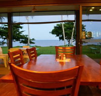 King Reef Hotel Restaurant - Click Find