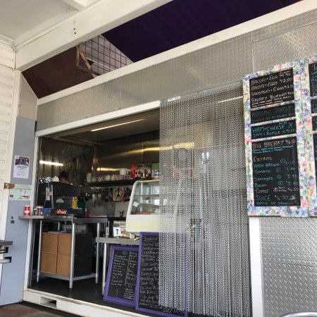 Lynda's Pit Stop - Bet 4u 0