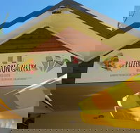 Pizzeria on Gallery - Click Find