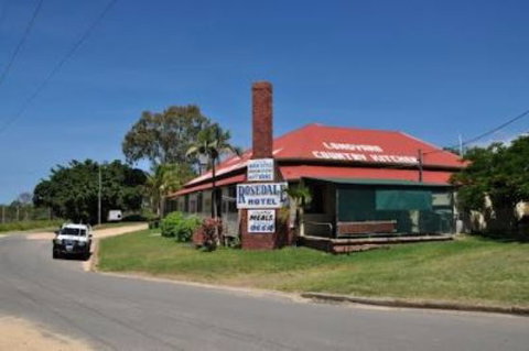 The Royal Hotel And Caravan Park Rosedale - Bridge Guide 0