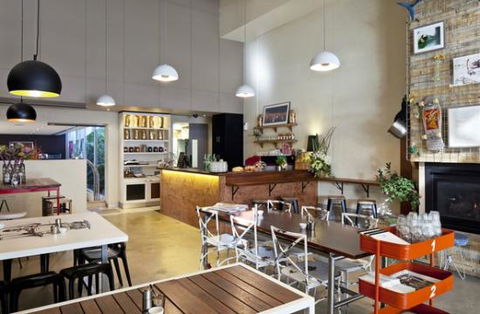 Hub Cafe - Bridge Guide 0