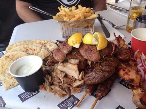 Meat Me Souvlakeri - Click Find 0