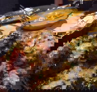 Tanatan Curry Place and Bar - Click Find