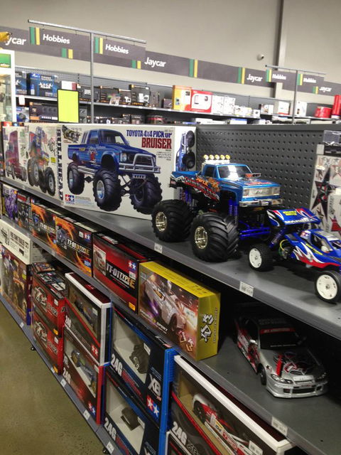 Jaycar Electronics Authorised Stockist–(Autobarn) - Click Find 3
