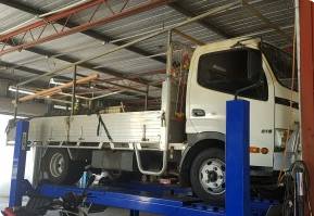 Straight Auto Care & Repair - Bet 4u 0
