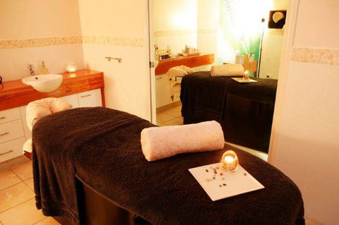 Refresh City Day Spa, Body & Beauty Care - Bet 4u 4