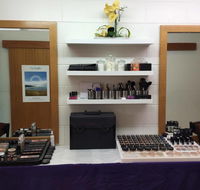 Julies Beauty Spot - Click Find