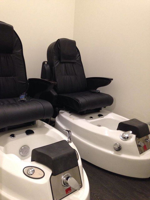 Hand & Body Concepts - Bet 4u 1