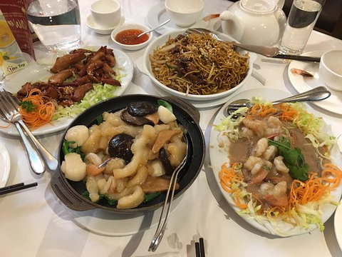 Gold Leaf Chinese Restaurant - Click Find 0