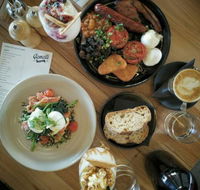 Gemelli Cafe Grill - Bet 4u