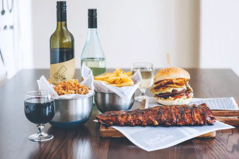 Ribs & Burgers - Click Find 0