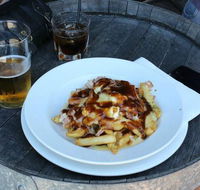 Kelly's Bar and Kitchen - Click Find