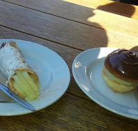 Hellas Cakes - Click Find