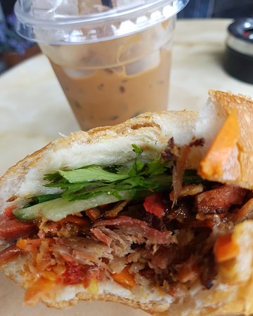 N Lee Bakery - Bet 4u 0