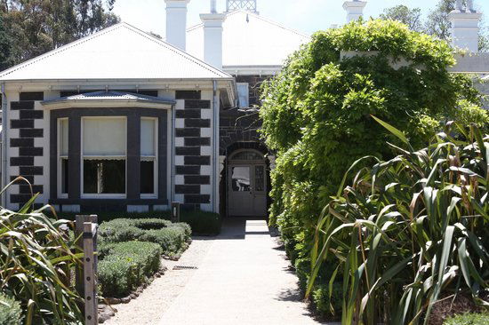 Eynesbury VIC Click Find
