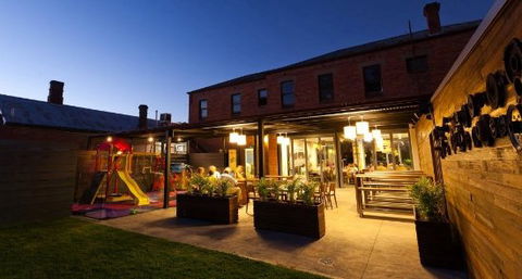 The Tatura Hotel - Click Find 0