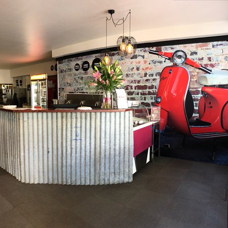 Roma Pizza & Pasta Restaurant - Bet 4u 0