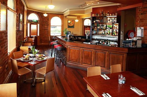 The Albion Kyneton - Click Find 0