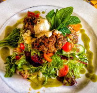 Hanging Rock Cafe - Click Find