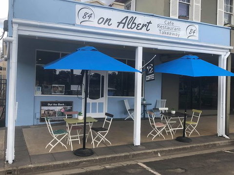 84 On Albert - Bridge Guide 0